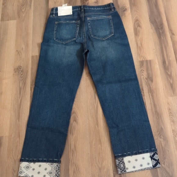NWT! Loft Cropped Jeans - Picture 4 of 4